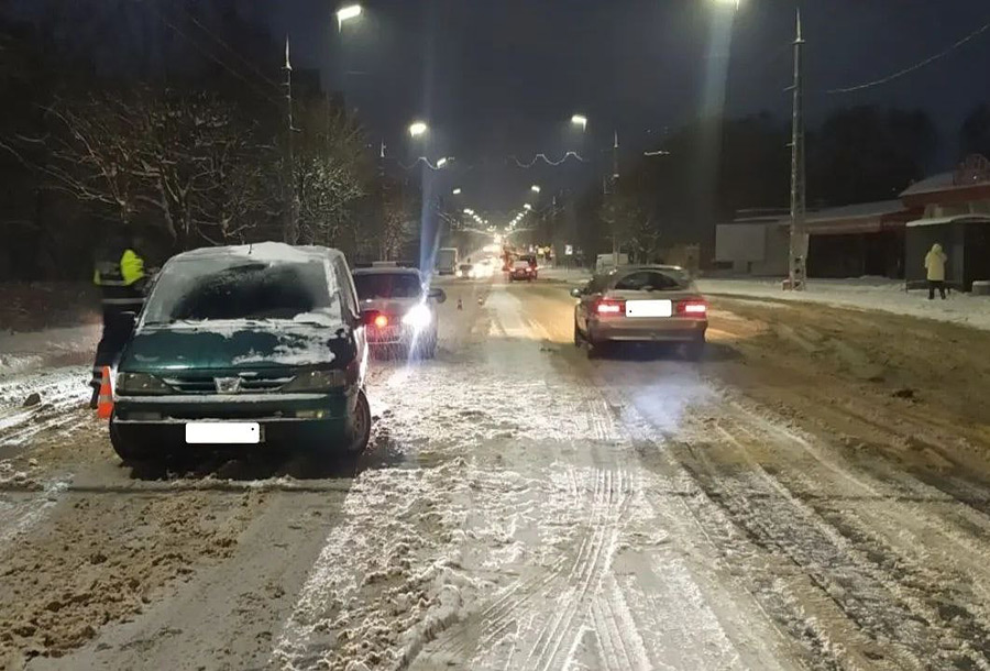 В Бобруйске ребенок попал под колеса