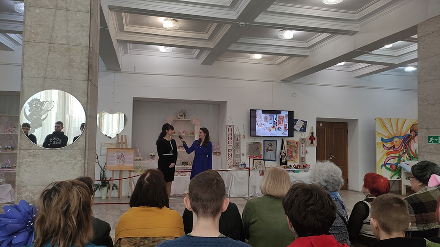 Краса для очей, чистота для рук и тела: выставка мыльных цветов открылась в Бобруйске