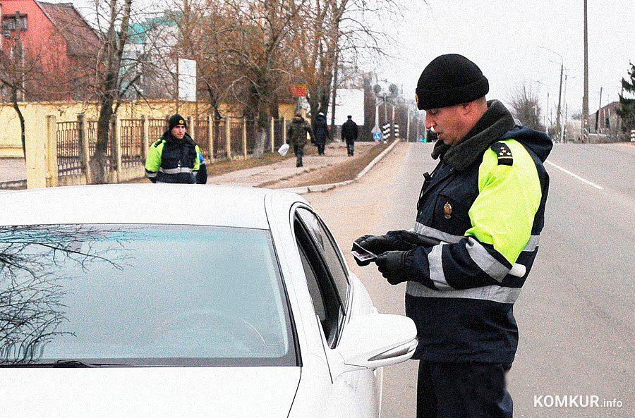 За 2022 год в Бобруйске 185 водителей оставили место ДТП, участниками которого они явились.