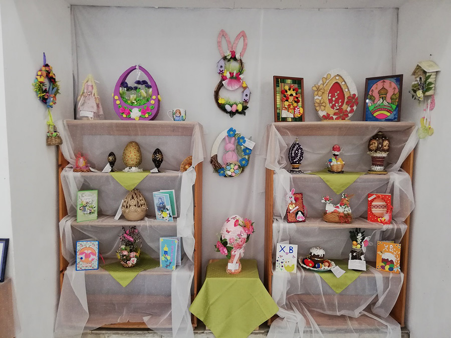 Больше ста работ! В Бобруйске открылась выставка «Радость светлой Пасхи»