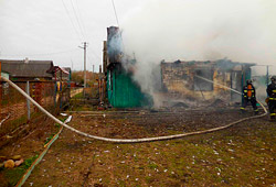 Под Бобруйском сгорел дачный дом