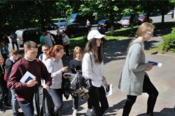 Сколько выпускников в Бобруйске сдают централизованный экзамен?