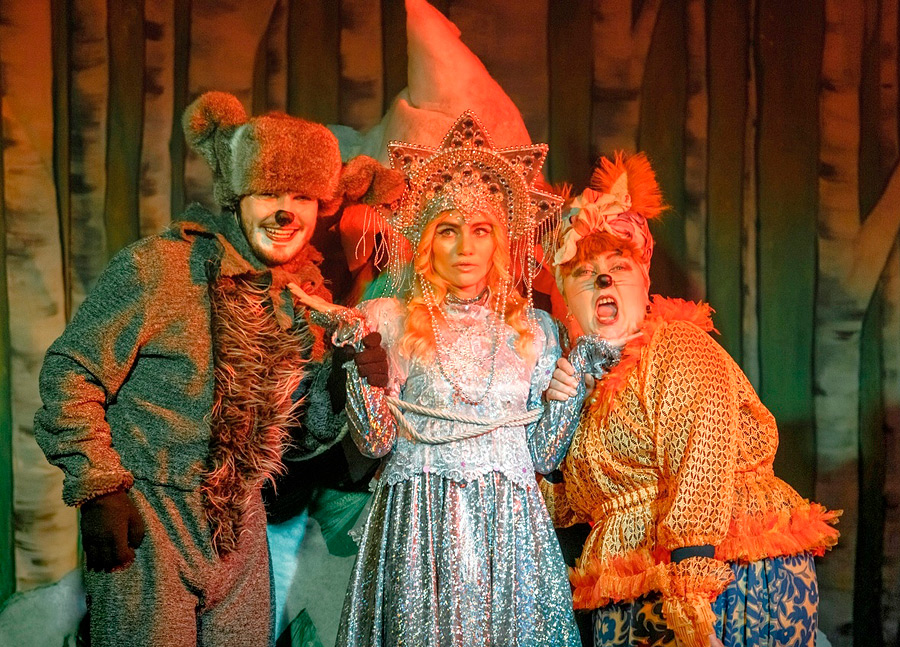 Комедия, трагедия, музыкальная сказка – это на сцене. В музее – экспозиция и выставка. В Бобруйске есть куда сходить