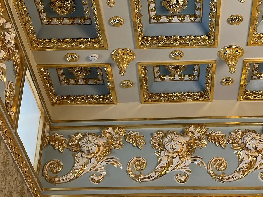 Почему в этом дворце кружится голова? Рассказываем про дворец Булгаков в Жиличах, который в свое 200-летие снова открыл двери