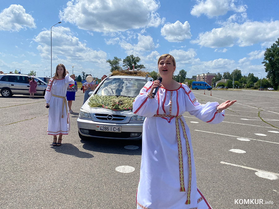 Сегодня, 3 июля, на площадке возле «Бобруйск-Арены» прошел один из самых любимых и интригующих в Бобруйске конкурсов «Автоледи–2023».