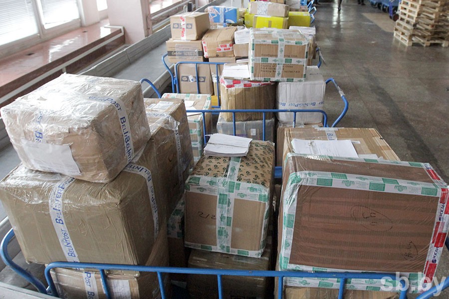 В Беларуси будут проверять посылки из-за рубежа: чтобы внутри не было дронов