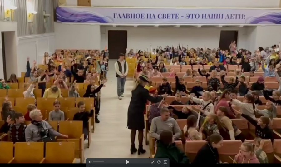 Сотрудники ГАИ Бобруйска в рамках Недели детской безопасности посетили школы города.