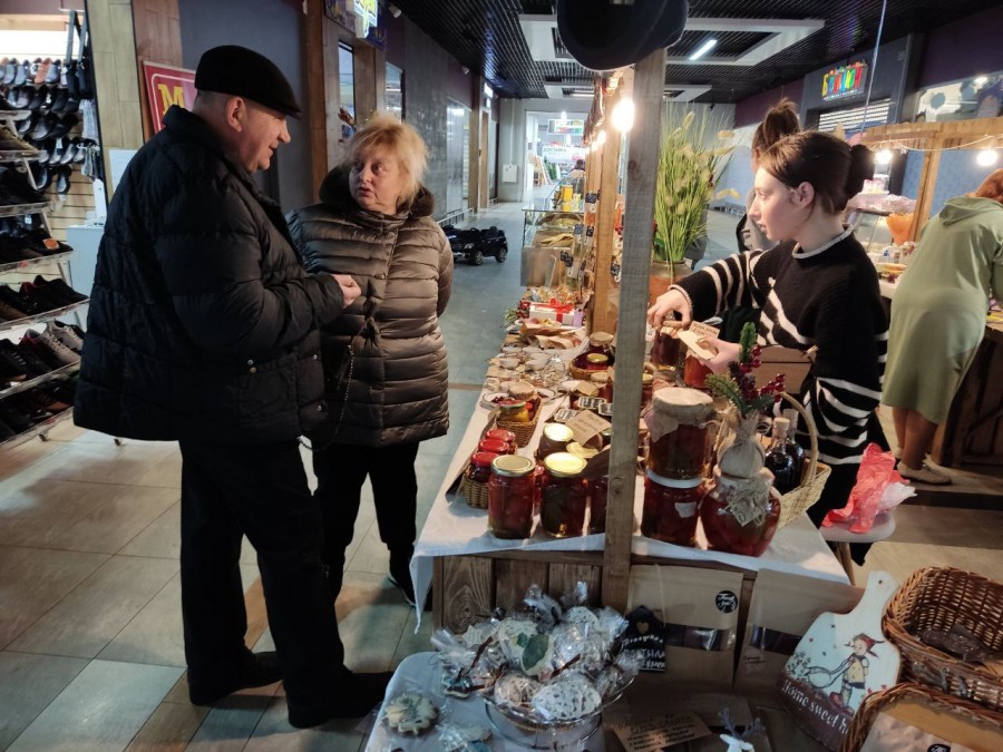 Мтгилев е Сити вечером