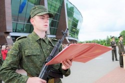 Повестки по СМС и штрафы: в Беларуси хотят ужесточить ответственность для призывников