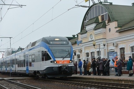 Запустят дополнительные поезда по Беларуси и в РФ. Фото: Александр Чугуев.