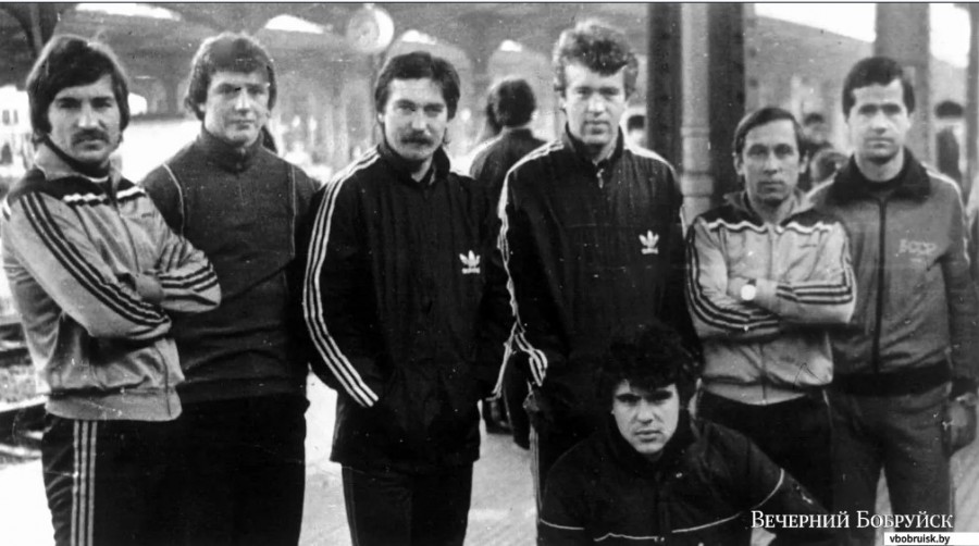 Александр Прокопенко (крайний справа) в составе могилевского «Днепра», 1986 г.