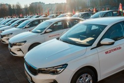 Ключи от 47 автомобилей медпомощи 3 ноября вручили учреждениям здравоохранения Могилевской области