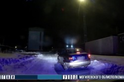 Житель Бобруйска угнал автомобиль собутыльника (видео)