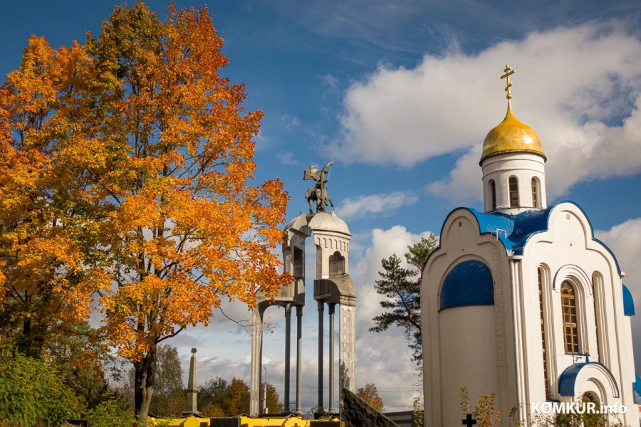 13 октября 2025 года. Октябрьская погода переменчива. Фото Александра ЧУГУЕВА. 