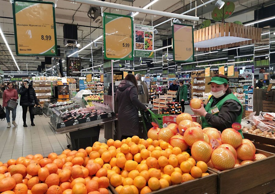 Самые дешевые апельсины предлагает «Грошык», а яблоки – Минский рынок: изучили стоимость фруктов в Могилеве
