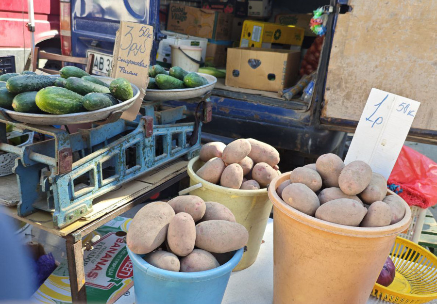 11 сентября 2025 года. Могилев. Рынок по улице Островского.