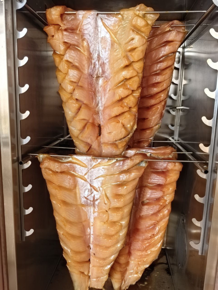 Копченые деликатесы, приготовленные Сергеем Дундиным.