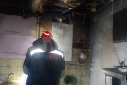 Бобруйские спасатели тушили дом на улице Володарского