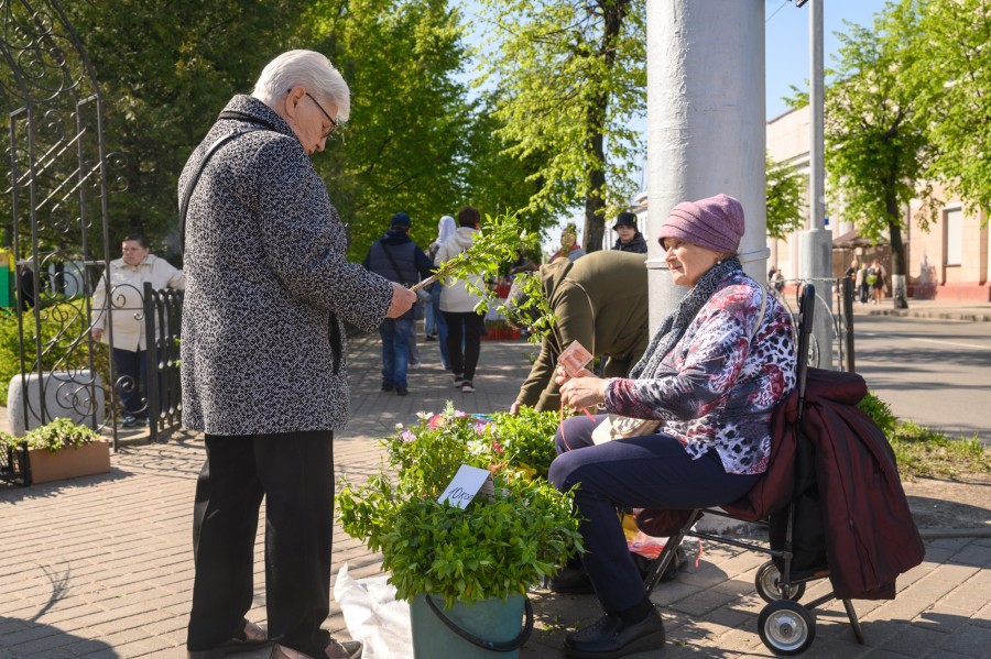 28.04.2024. Свято-Никольский кафедральный собор. Православные верующий празднуют вход Господень в Иерусалим, Вербное воскресенье