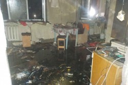 На пожаре в центре Бобруйска погиб мужчина (добавлены фото и видео)