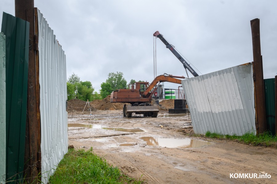 07.05.2024. Георгиевский проспект. Начато строительство многофункционального центра на перекрестке улицы Минской и Георгиевского проспекта.