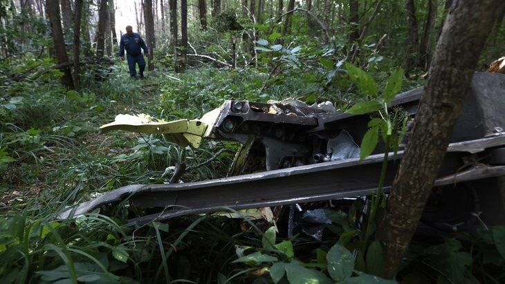 Самолет Superjet 100 упал 12 июля в Подмосковье. Обнаружены черные ящики