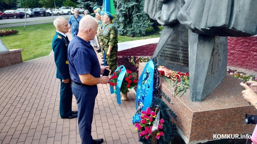 2.08.2024. Бобруйск. Улица Социалистическая. Празднование Дня ВДВ и ССО.