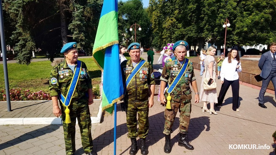 2.08.2024. Бобруйск. Улица Социалистическая. Празднование Дня ВДВ и ССО.