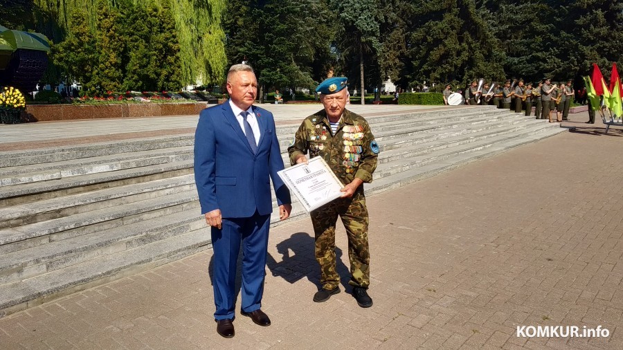 2.08.2024. Бобруйск. Улица Социалистическая. Празднование Дня ВДВ и ССО.