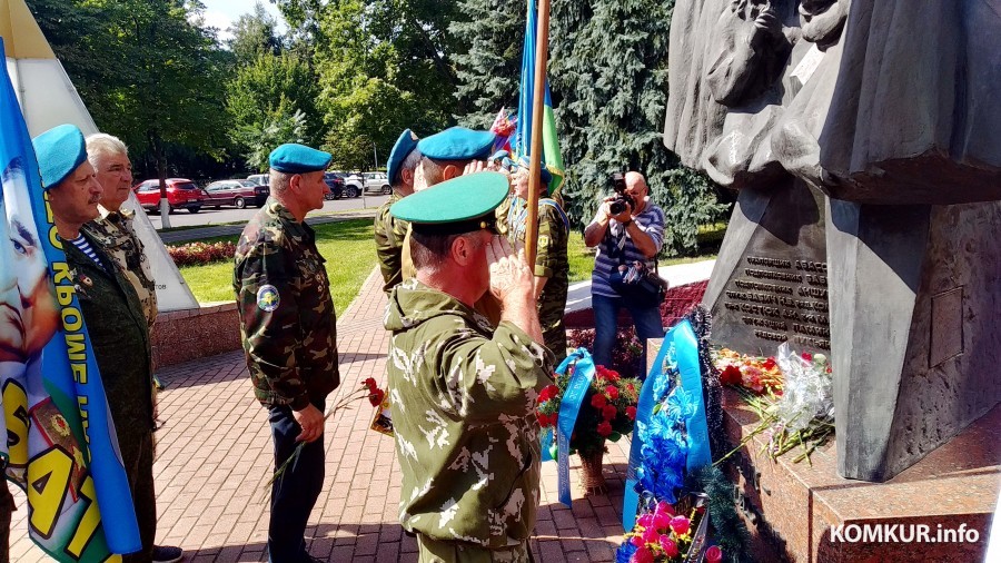 2.08.2024. Бобруйск. Улица Социалистическая. Празднование Дня ВДВ и ССО.