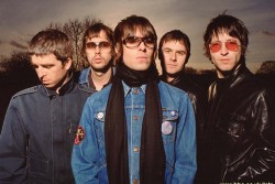 Рок-группа Oasis, распавшаяся 15 лет назад, объявила о воссоединении