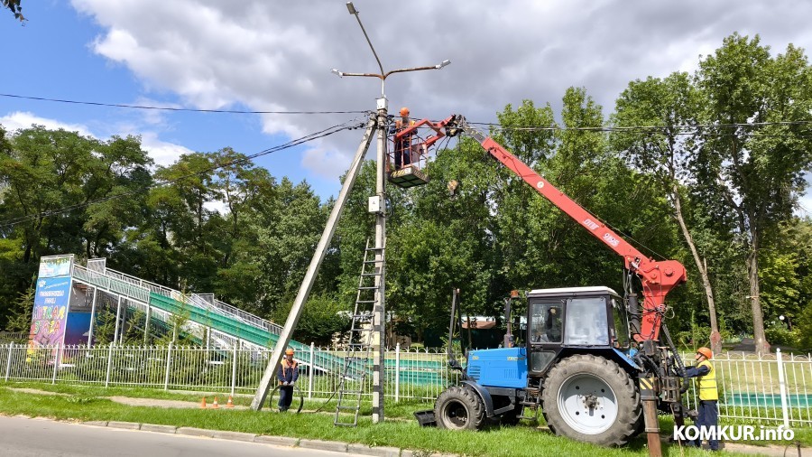 «Урожайная» неделя. Где в Бобруйске не будет света с 11 по 15 августа