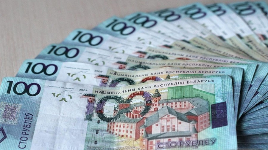 Сколько белорусов живет не по средствам – рассказали в налоговых органах