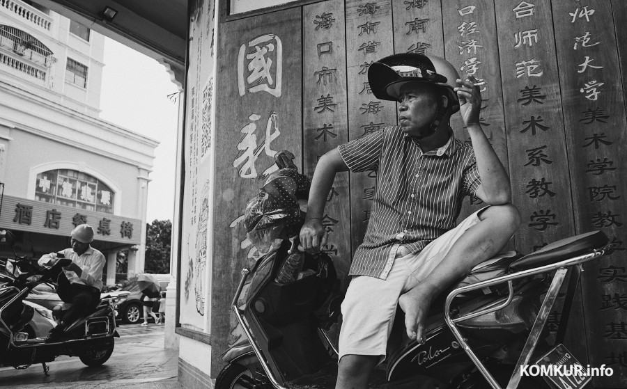 Скутеры в аренду в Санья (Китай).