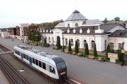 С 1 мая в Беларуси пенсионеры смогут ездить в поездах региональных линий за полцены