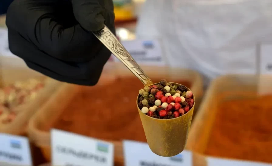 Кирмаш на Ульяновской.