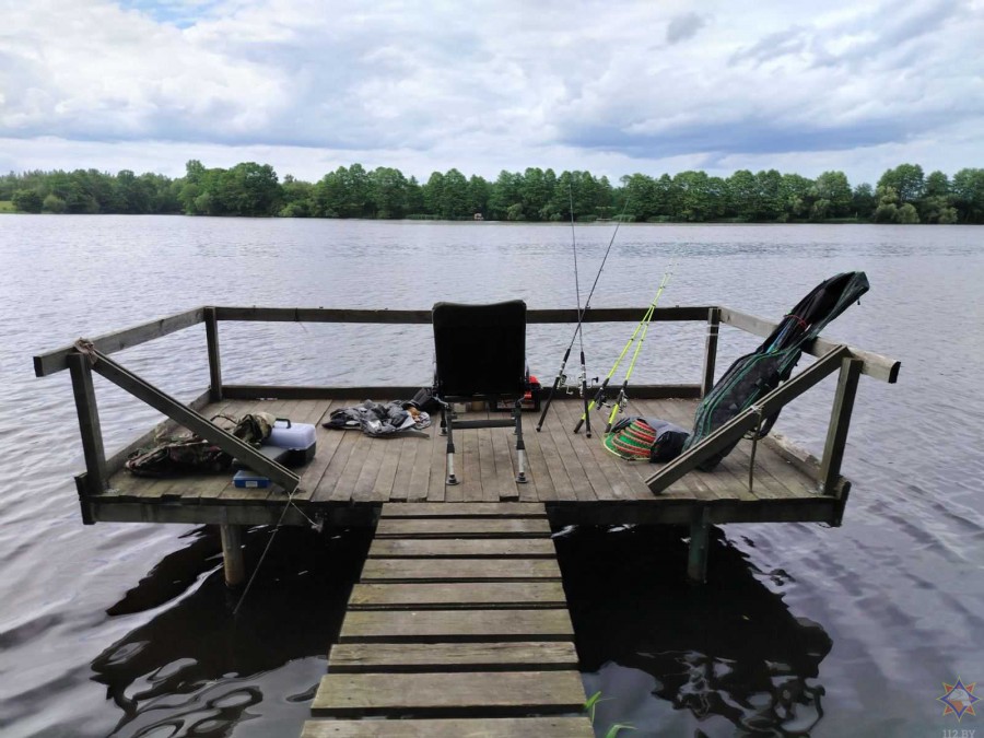 В Осиповичском районе утонул рыбак: мужчина нырнул за потерянным эхолотом