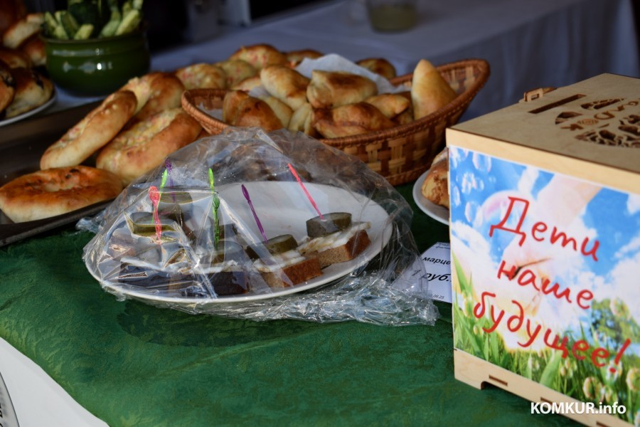 28.06.2025. «Бобруйск-Арена». Фестиваль еды от городских предприятий «Смачна есці». 