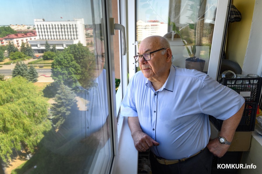 «Не знаю, что такое заслуженный отдых». Первому мэру Бобруйска Виктору Алимбочкову – 80!