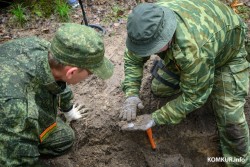 В прошлом году под Бобруйском нашли погибшего красноармейца и медаль «За отвагу». История получила продолжение