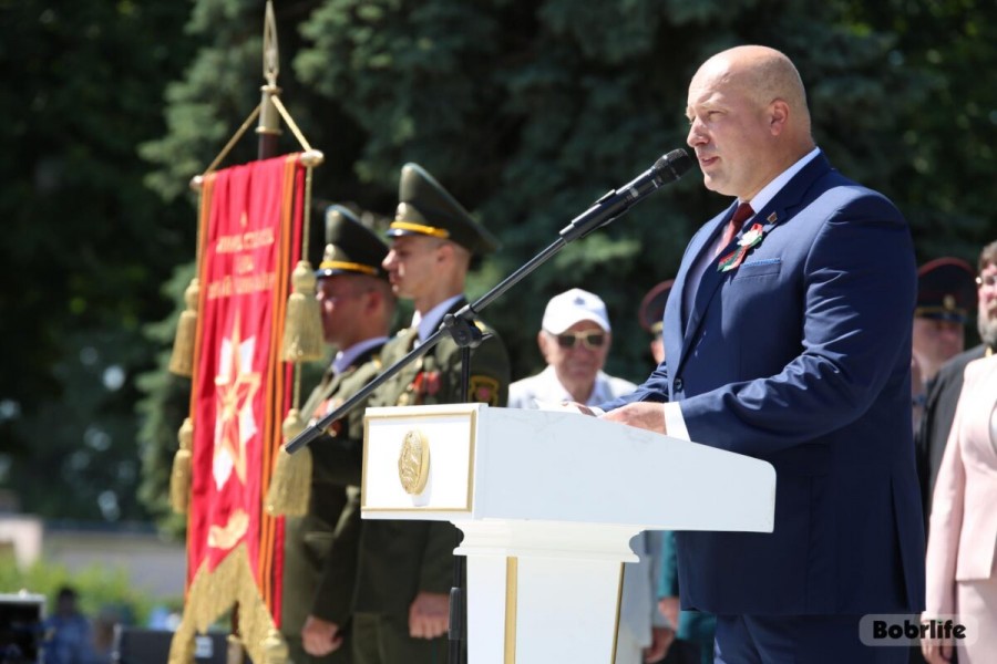 Бобруйск, площадь Победы, 3 июля 2025 года. Митинг, посвященный Дню Независимости Республики Беларусь и 81-й годовщине освобождения нашей страны от немецко-фашистских захватчиков, Фото: bobrlife.by.
