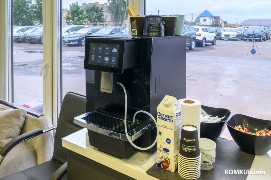 29.07.2025. Ул. Крылова, 21. Автохаус BUTIKAVTO