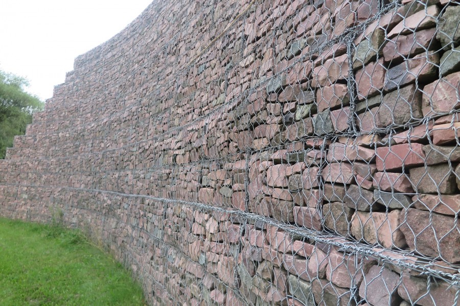 29.07.2025 г. Могилев, набережная Днепра., территория Троицкой церкви. 