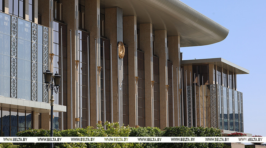 Лукашенко произвел кадровые ротации в руководстве четырех министерств 