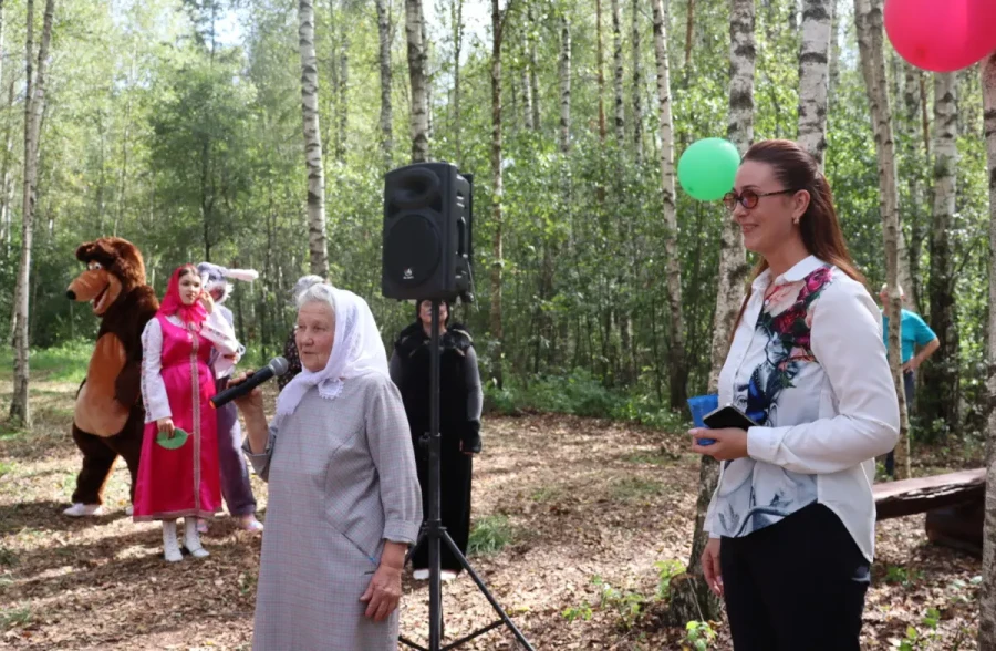 Бобруйский район, 30 августа 2025 года. На территории Глушанского лесничества Бобруйского лесхоза торжественно открыли экологическую тропу «Белашава сцежка».Фото: «Трыбуна працы».