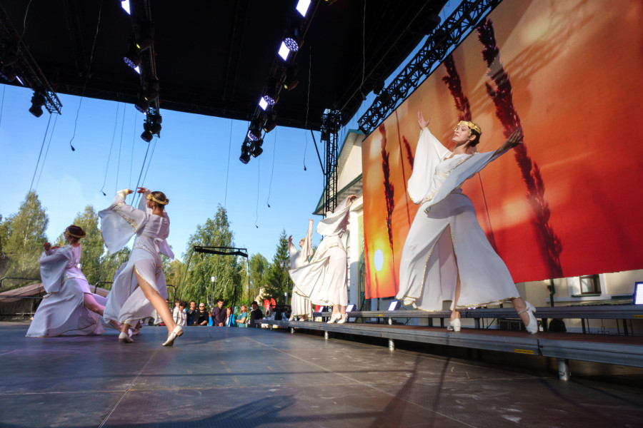 29.08.2025. Александро-Невский собор, ул. Теодора-Нарбута, 14. духовно-просветительский молодежный фестиваль «Добрыя людзi».