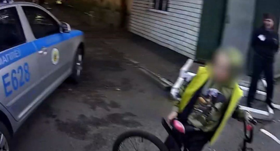 Потерявшемуся в Могилеве 7-летнему мальчику милиционеры помогли вернуться к маме