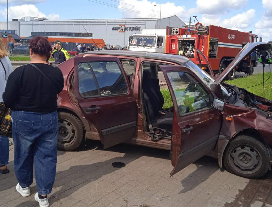 11.08.2025. Бобруйск. ДТП на перекрестке улиц Гоголя и Орджоникидзе.