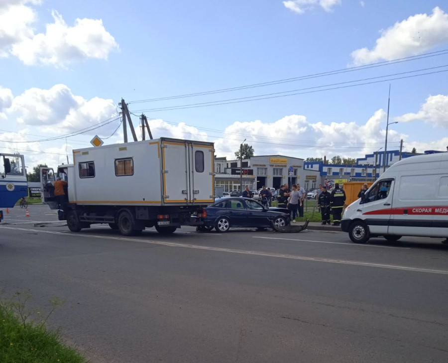 11.08.2025. Бобруйск. ДТП на перекрестке улиц Гоголя и Орджоникидзе.