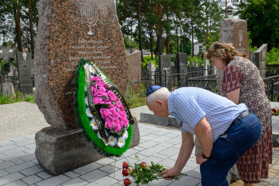 05.08.2025. Минская, 106. Открытие обновленных памятников на месте братских могил евреев, погибших в период немецкой оккупации.